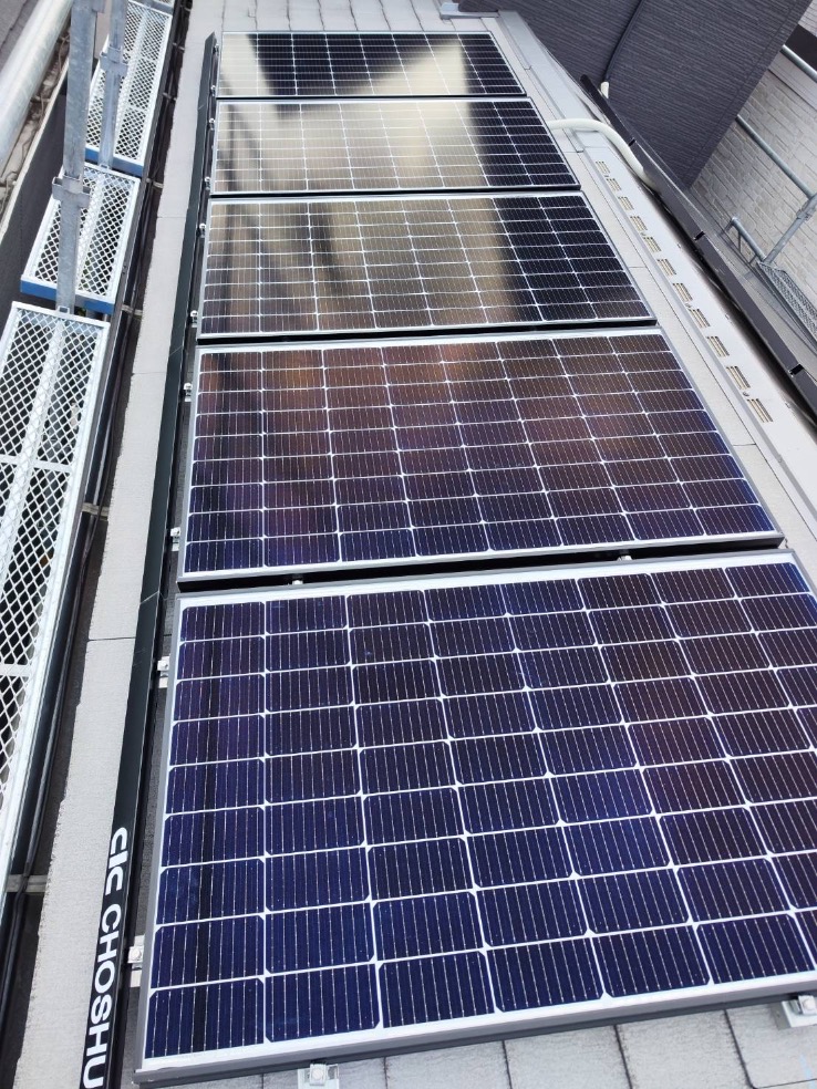 🍂本日は墨田区で太陽光パネルの工事でした👷🛠️