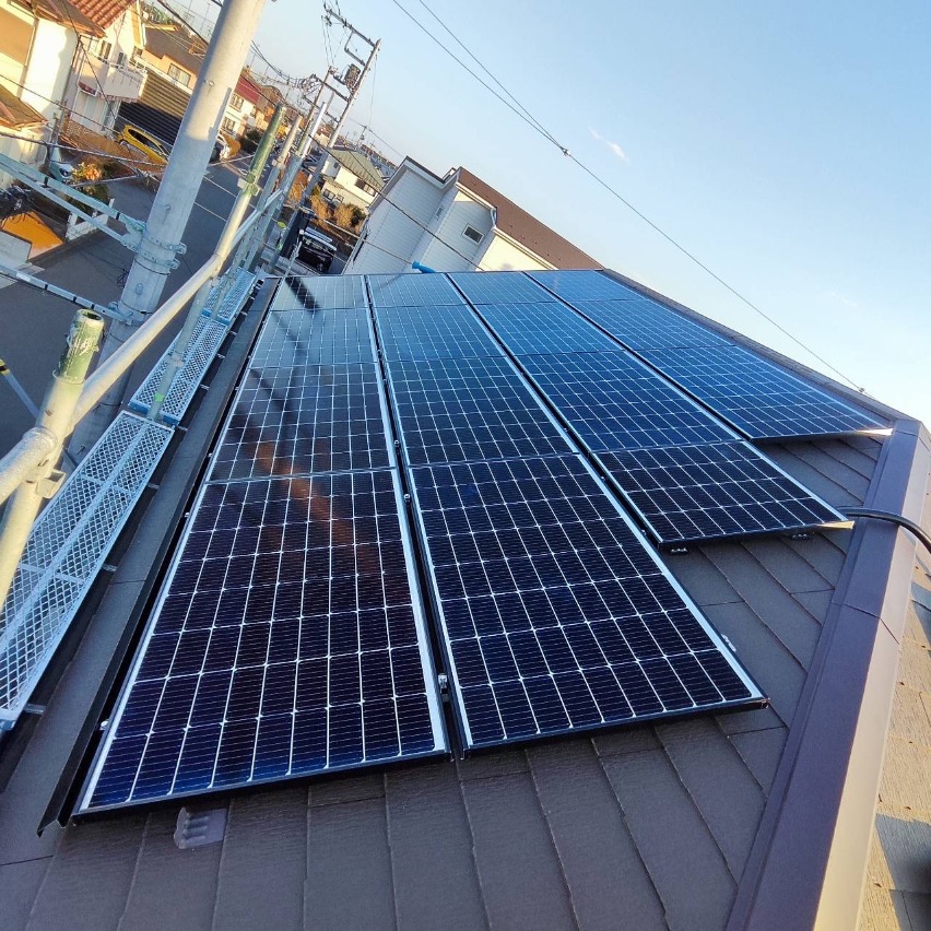 🌍本日は武蔵小金井市で太陽光パネルの工事でした👷