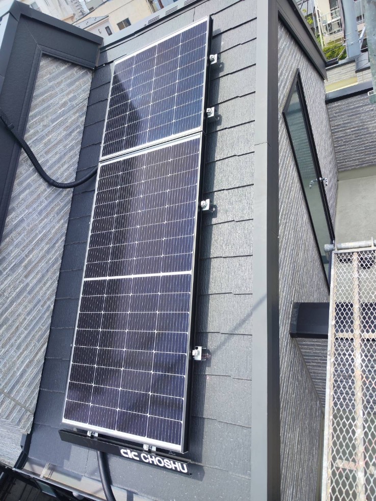 本日は豊島区での太陽光パネルのお仕事のご紹介🔧